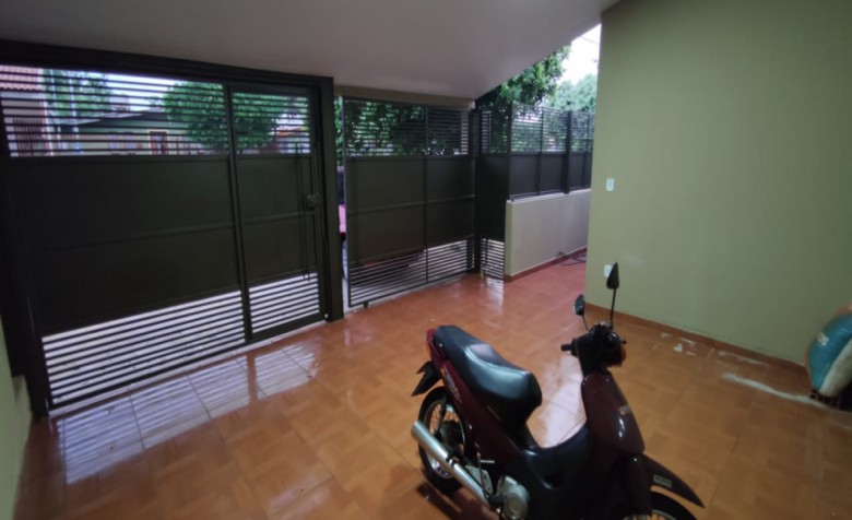 Casa,  BNH IV Plano