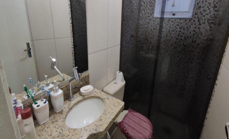Casa,  BNH IV Plano